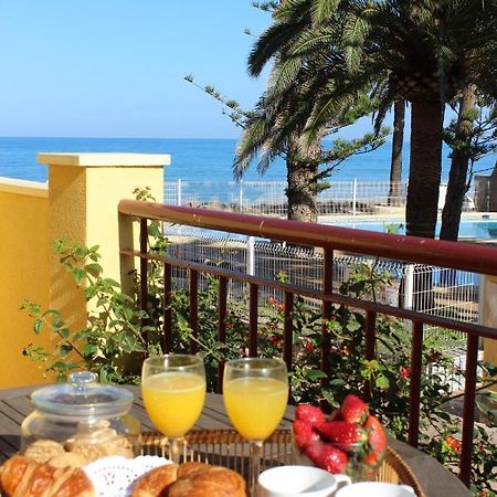 Apartamento En "Belbedere In" Denia A 10 Metros De La Playa Kültér fotó